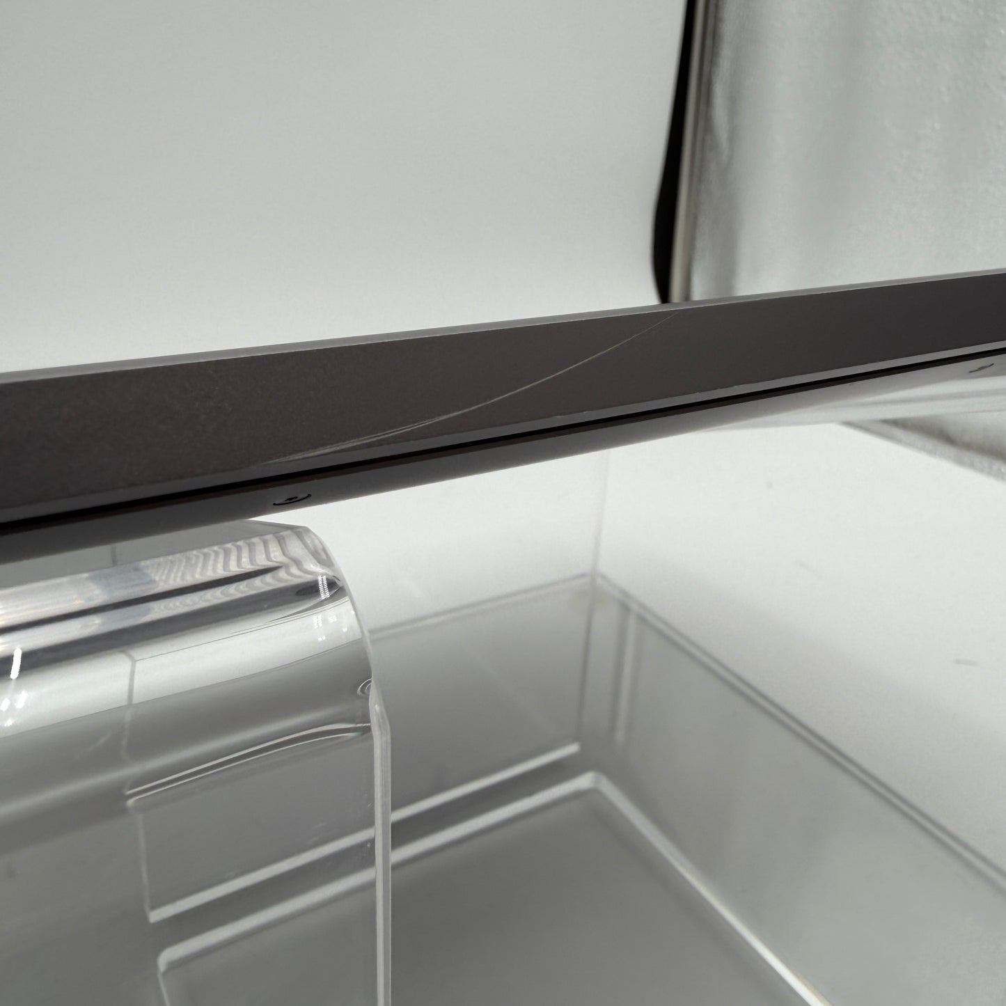 Apple MacBook Air M1 13-inch 8GB RAM 256GB Space Gray A2337 2020 Loose Hinge