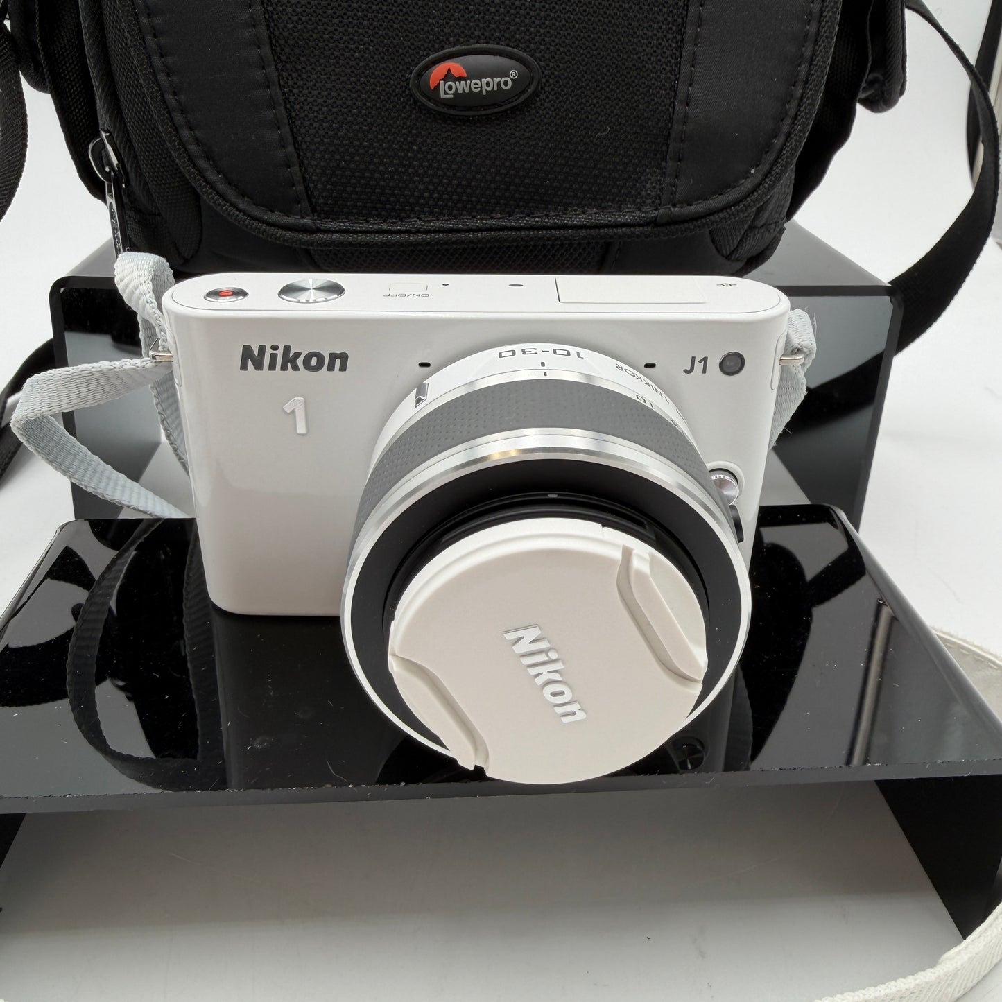Nikon 1 J1 Digital Camera White With Extras Shutter Count 268