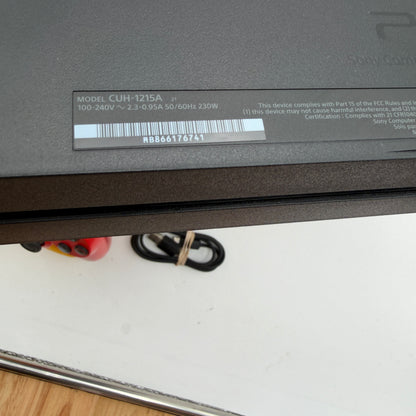 Sony PlayStation 4 CUH-1215A 500GB Black Console Software V 10.50