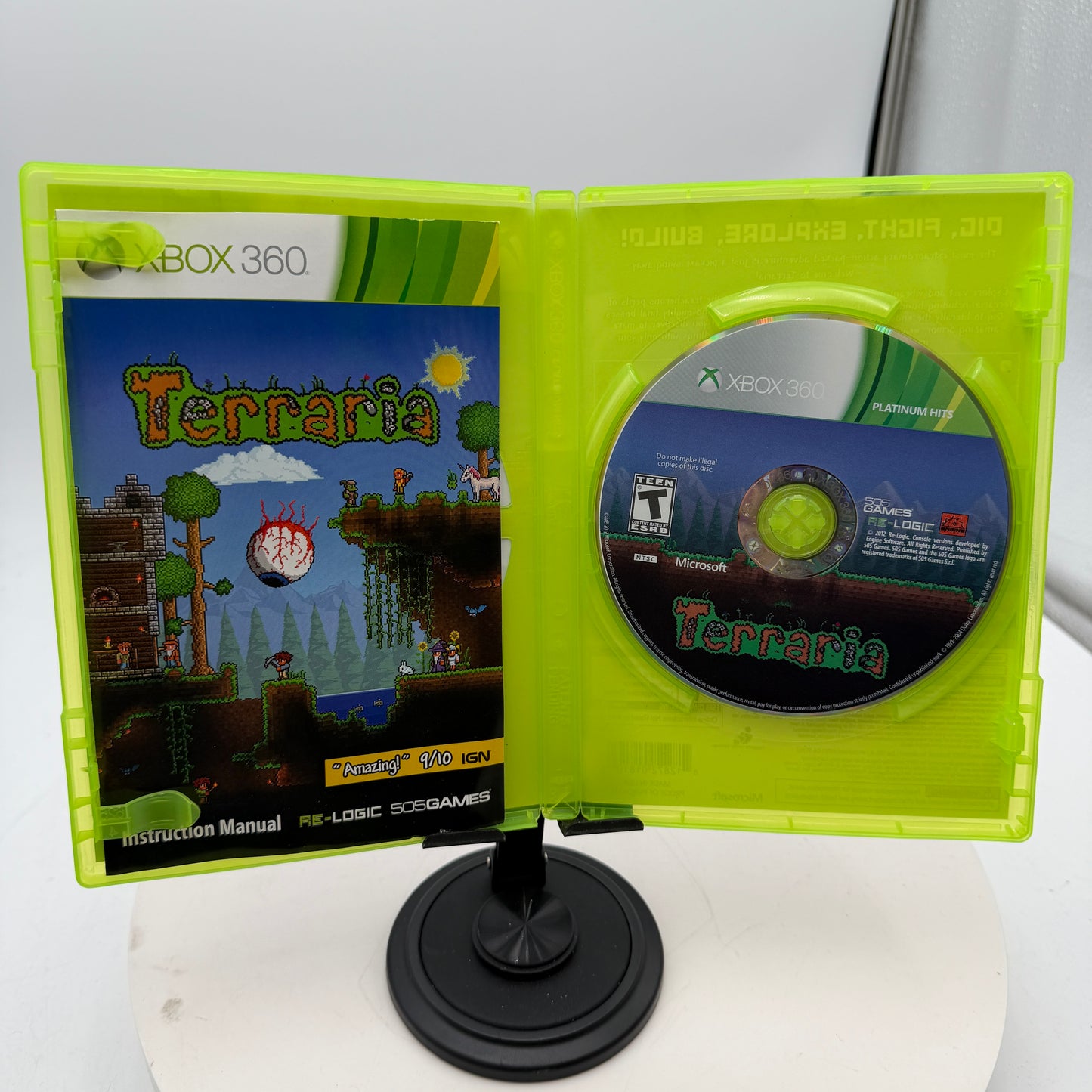Terraria [Platinum Hits] Xbox 360 Video Game