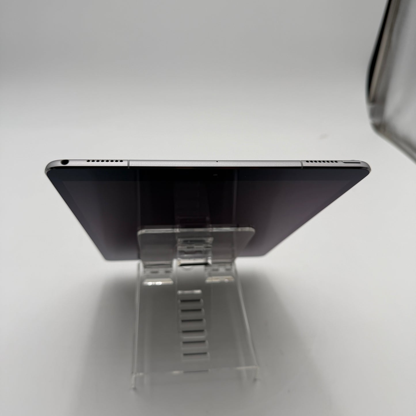 Apple iPad Pro 10.5-inch A1709 64GB Cellular Unlocked Silver Used With Box