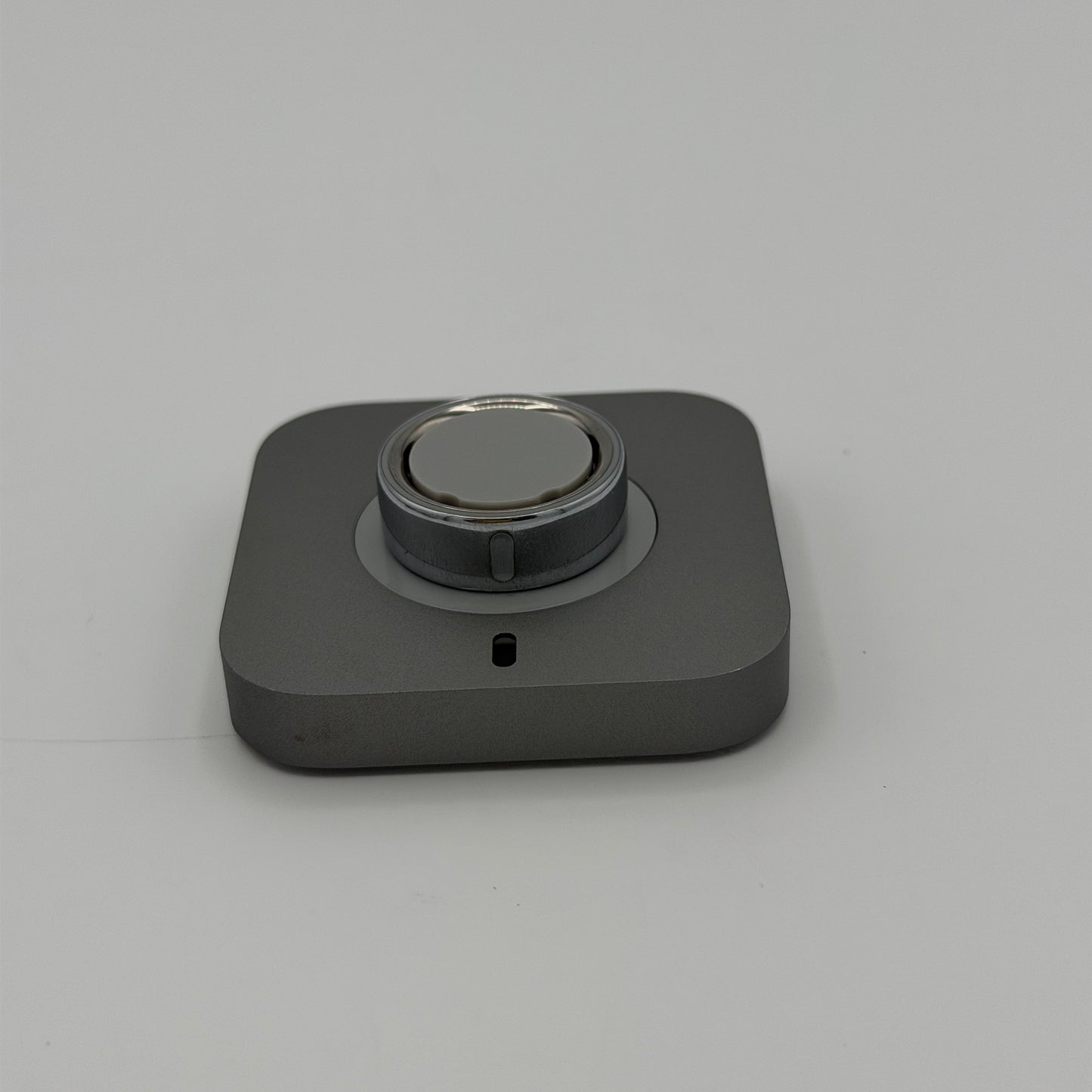 Oura Ring 4 Smart Ring Size 7 Black Silver with Charger and Base