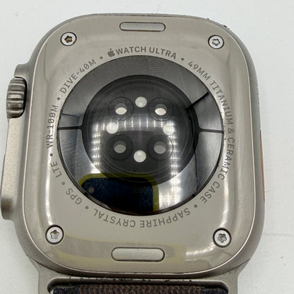 Apple Watch Ultra A2622 (2022) 49mm Silver Titanium GPS + Cellular Smart Watch with Alpine Loop