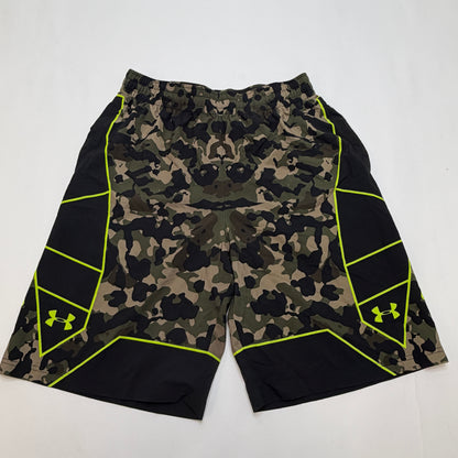 Under Armour Men's Large Camo Athletic Training Shorts READ