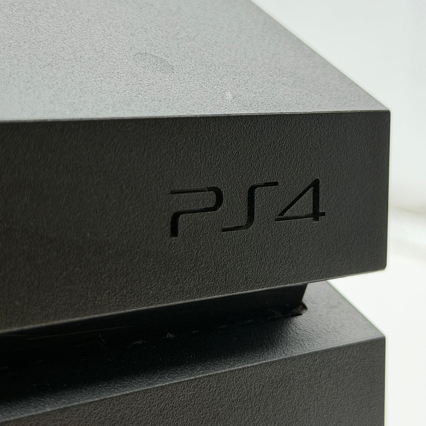 Sony PlayStation 4 CUH-1001A 500GB Console with Controller
