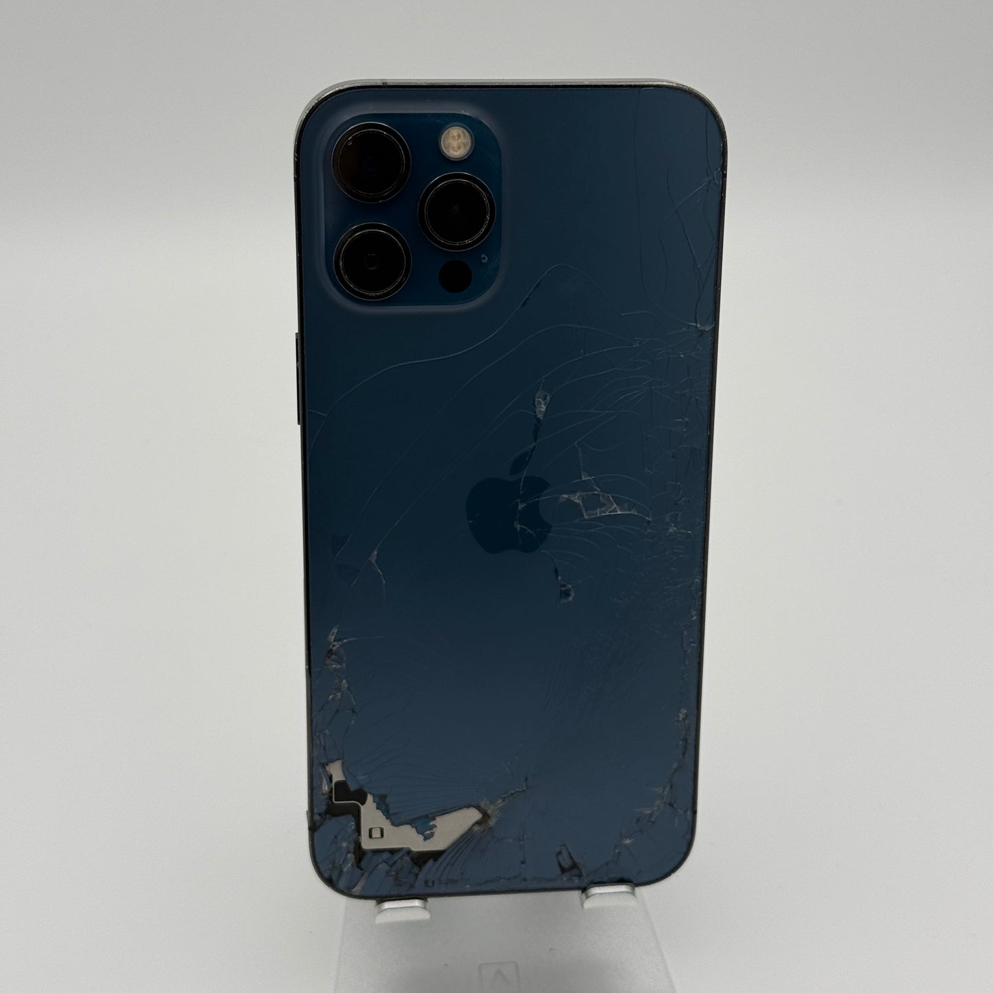 Used Apple iPhone 12 Pro Max 6.7" 256GB Blue AT&T Read
