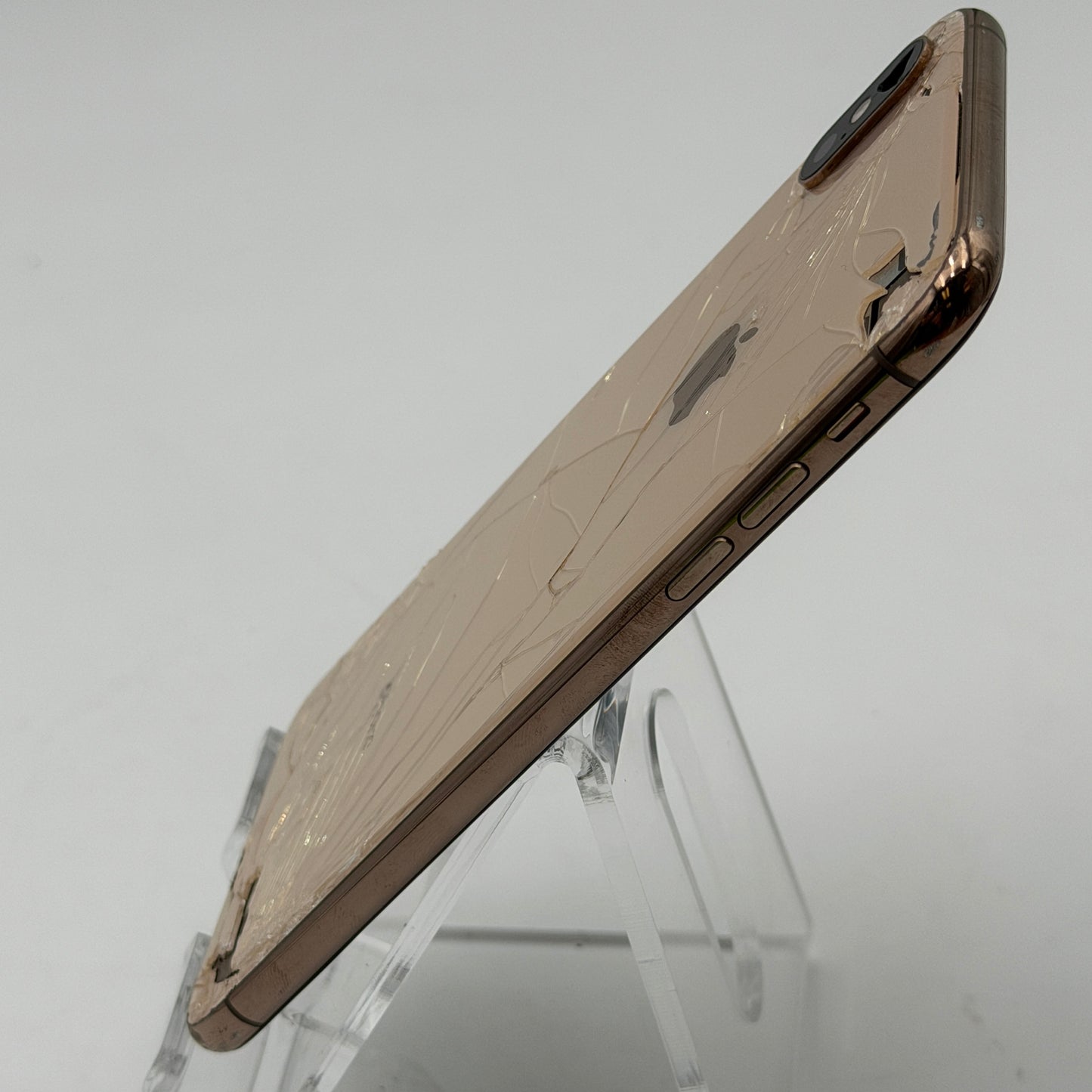 Apple iPhone XS Max 64GB Gold Unlocked Broken for Parts or repair