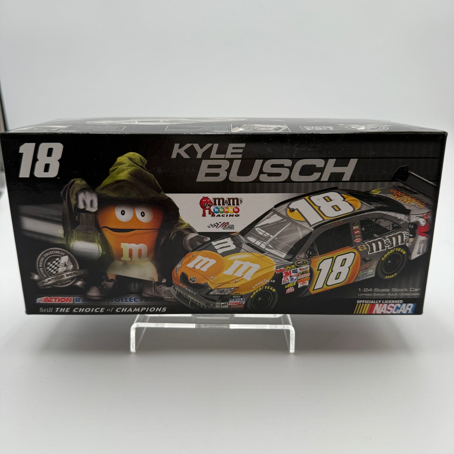 2008 Kyle Busch #18 M&M's Halloween 1:24 Diecast Model Car - Action Racing Collectible