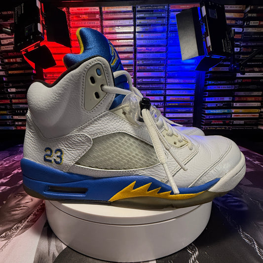 2013 Air Jordan Retro 5 Laney White Blue Maize 136027-189 Size 12 No Box