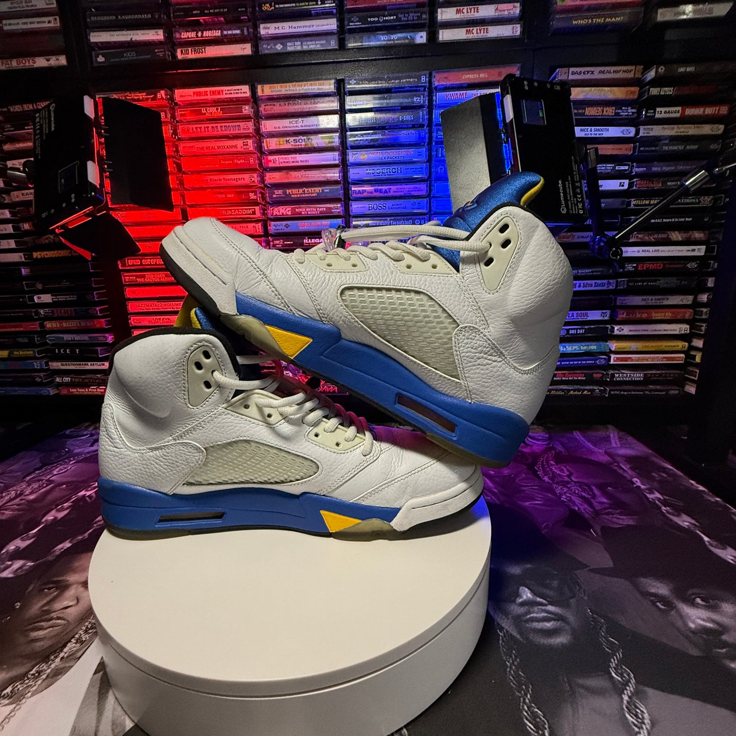 2013 Air Jordan Retro 5 Laney White Blue Maize 136027-189 Size 12 No Box