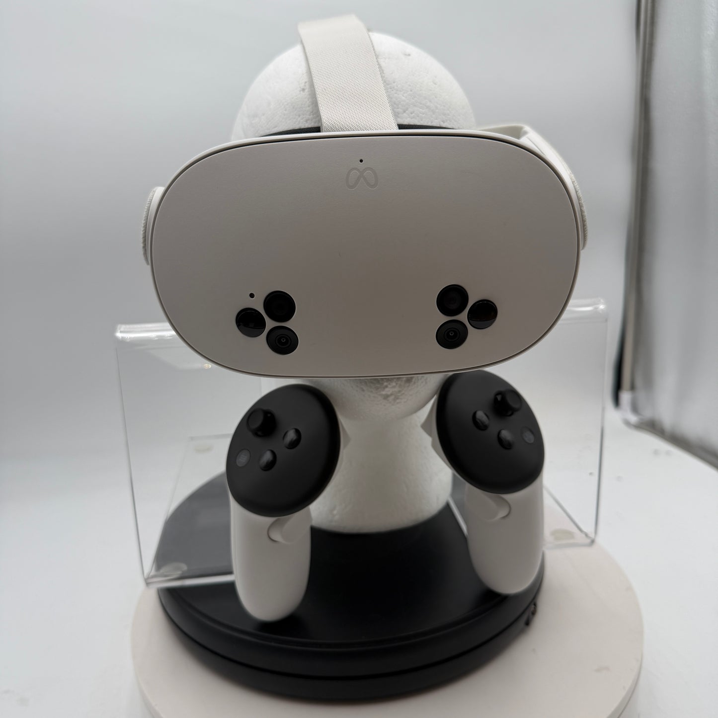 Meta Quest 3s 256GB VR Headset White