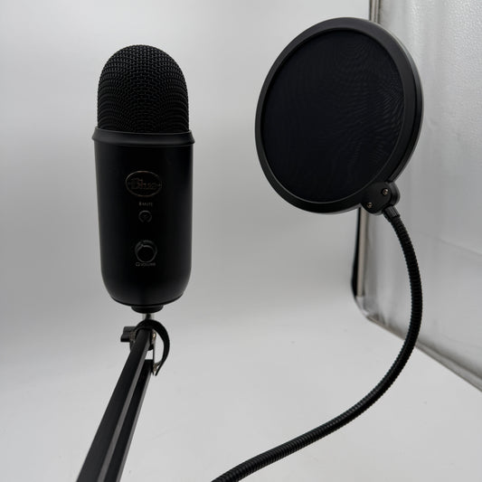Blue Yeti Professional Multi-Pattern USB Condenser Microphone With Stand