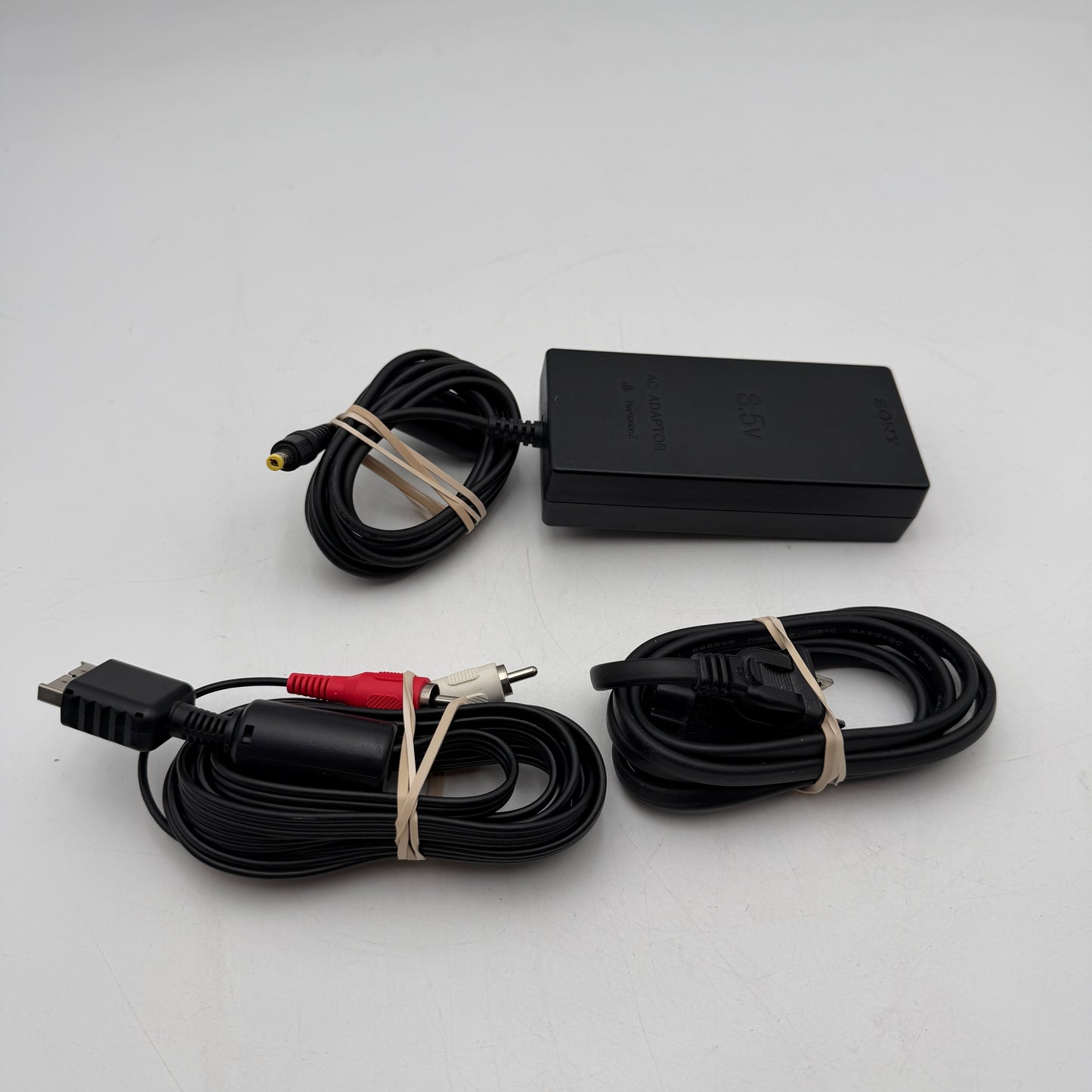 Sony PlayStation 2 Slim (SCPH-75001) Two controllers