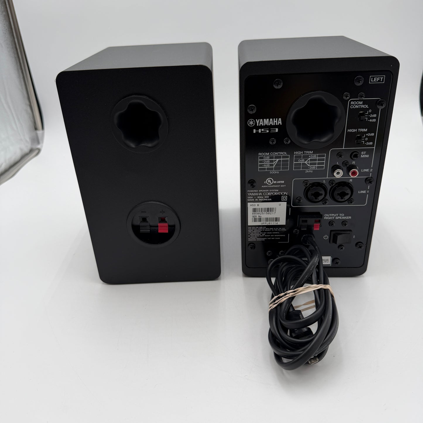 Yamaha HS3 Studio Monitor Speakers with Extras