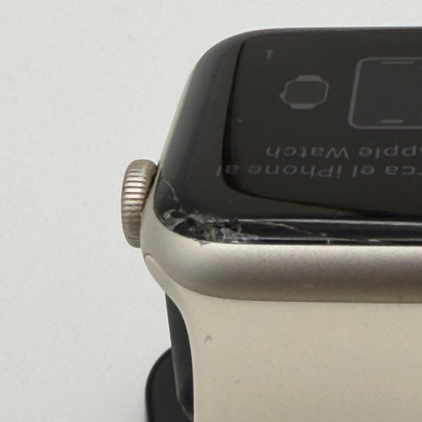 Apple Watch SE 2 GPS + Cellular 40mm Aluminum Smart Watch - Silver/Starlight
