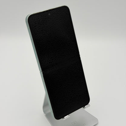 Samsung Galaxy Z Flip 6 256GB Mint Unlocked Clean