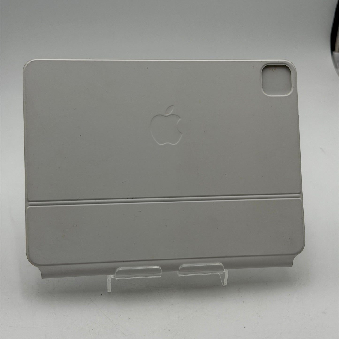 Used Apple Magic Keyboard 11-inch A2261 White