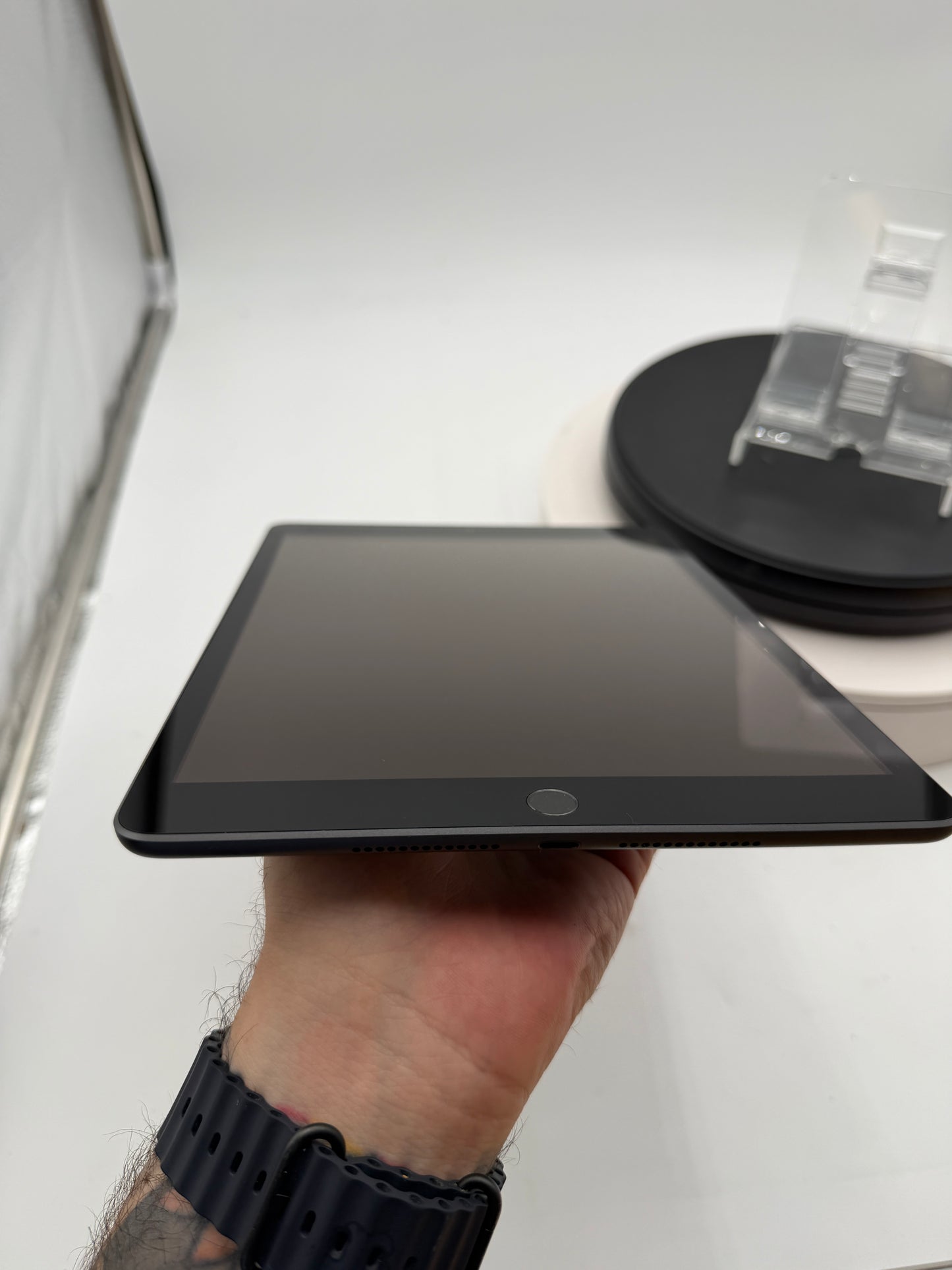 Apple iPad 8th Gen A2270 32GB Wi‑Fi Tablet - Black