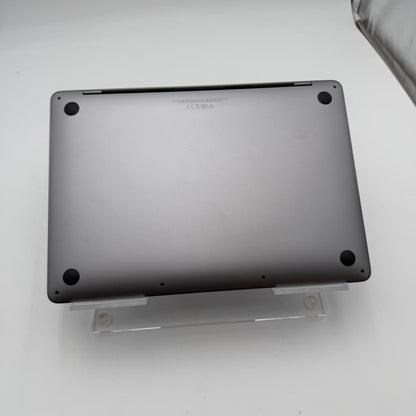 Apple MacBook Pro 13" A2338 2022 M2 8GB 512GB Space Gray 29 Cycle Count