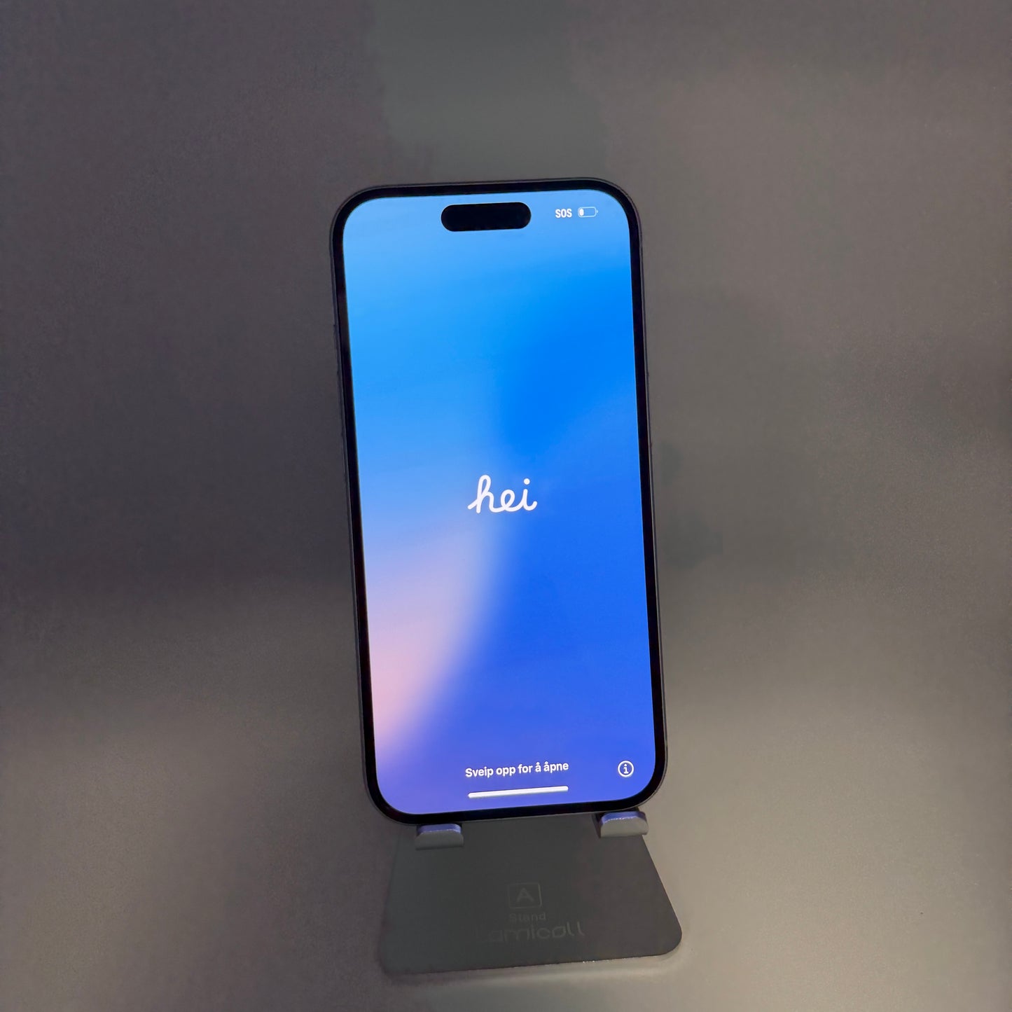 Apple iPhone 15 6.1 inch 128GB White AT&T READ