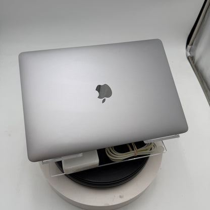 Apple MacBook Pro 13" A2338 2020 M1 8GB 256GB Space Grey