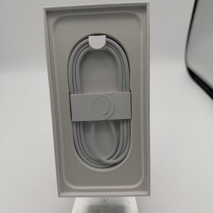 Unlocked Apple iPhone 17 Pro Max 256GB Silver 100% Battery READ