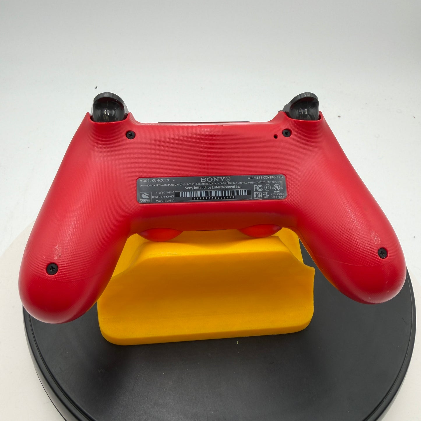 Sony PS4 CUH-ZCT2U Video Game Controller - Red