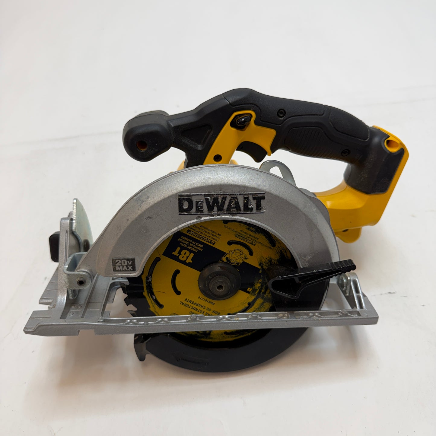 DeWalt DCS391 Circular Saw