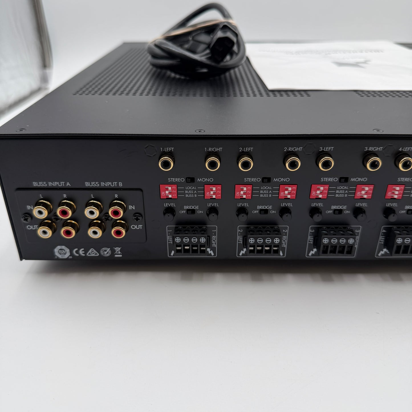 Sonance Sonamp 12-50 Multi-Channel Power Amplifier Black Used