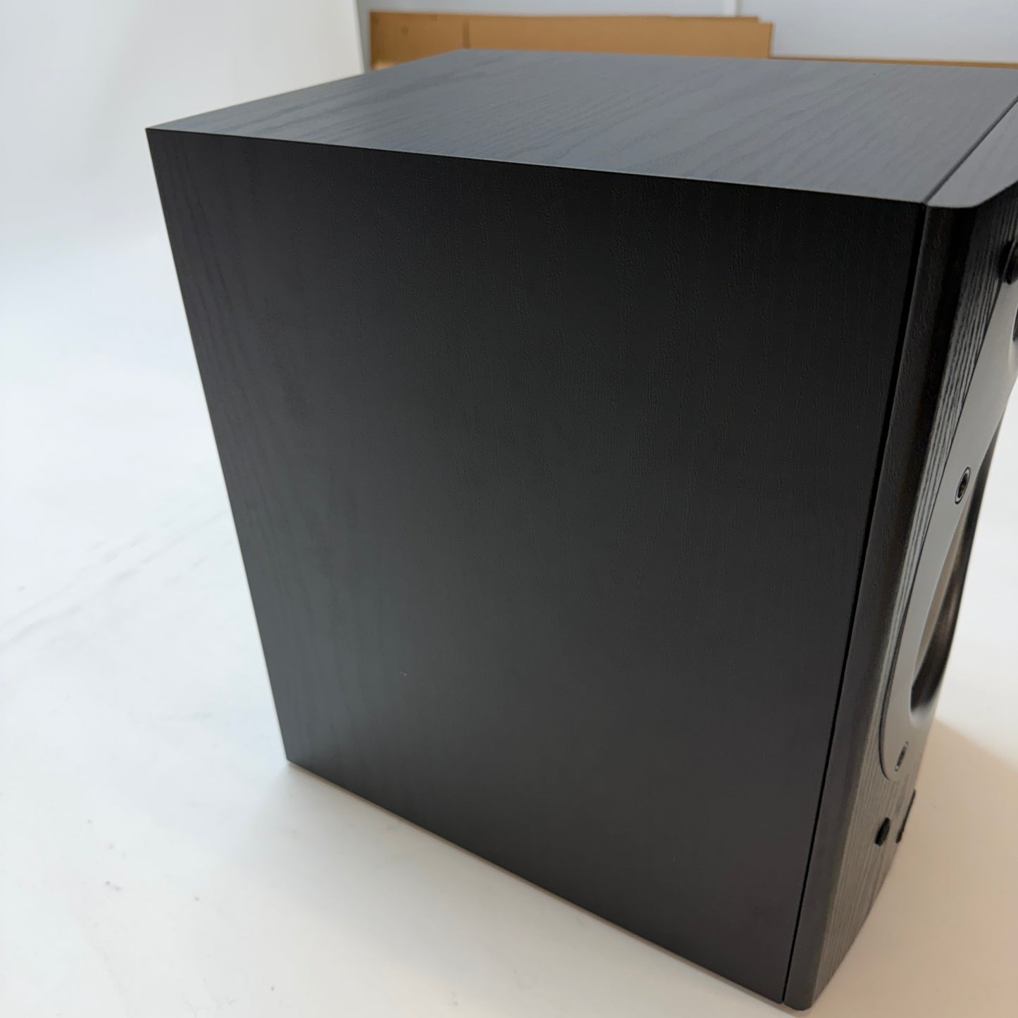 Infinity Beta 20 Bookshelf Speakers x2 Black