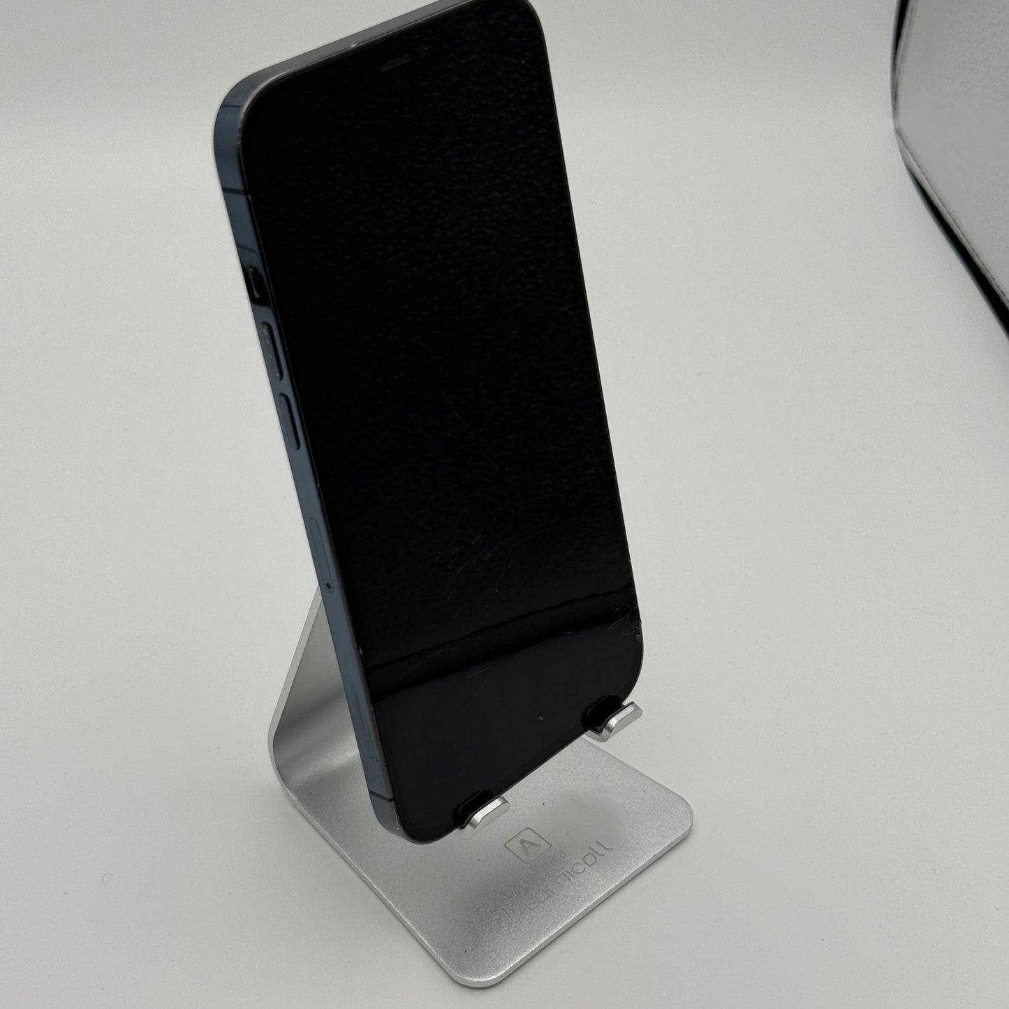 Used Apple iPhone 12 Pro Max 6.7" 256GB Blue AT&T Read
