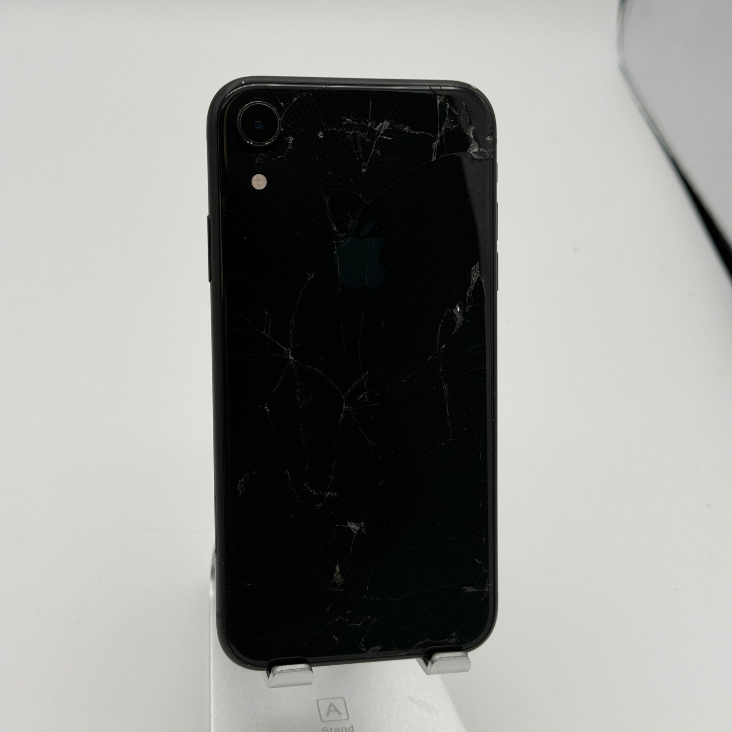 Unlocked Apple iPhone XR 128GB Black Service Bat  READ