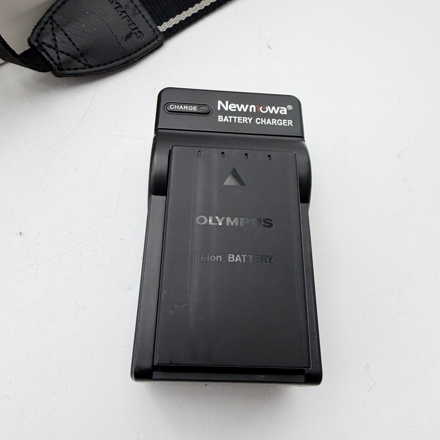 Olympus E-420 Digital Camera - Black