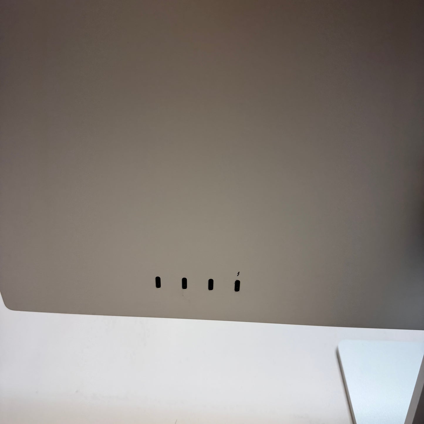 Apple Studio Display 27" A2525 2022 Monitor MINTY!