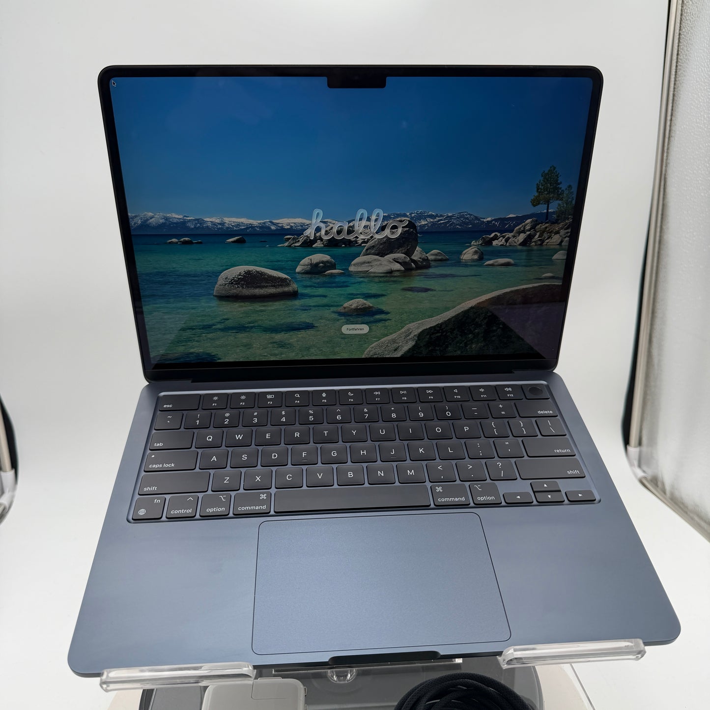 Apple MacBook Air 13-inch M2 A2681 2023 16GB 256GB Midnight 100% Battery