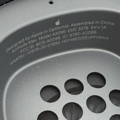 Apple AirPods Max A2096 Black Headphones with A2301 Smart Case