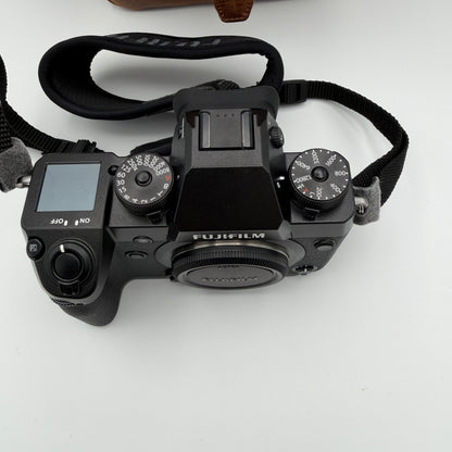 Fujifilm X-H1 Digital Camera Black Shutter Count 3