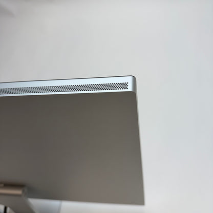Apple Studio Display 27" A2525 2022 Monitor MINTY!