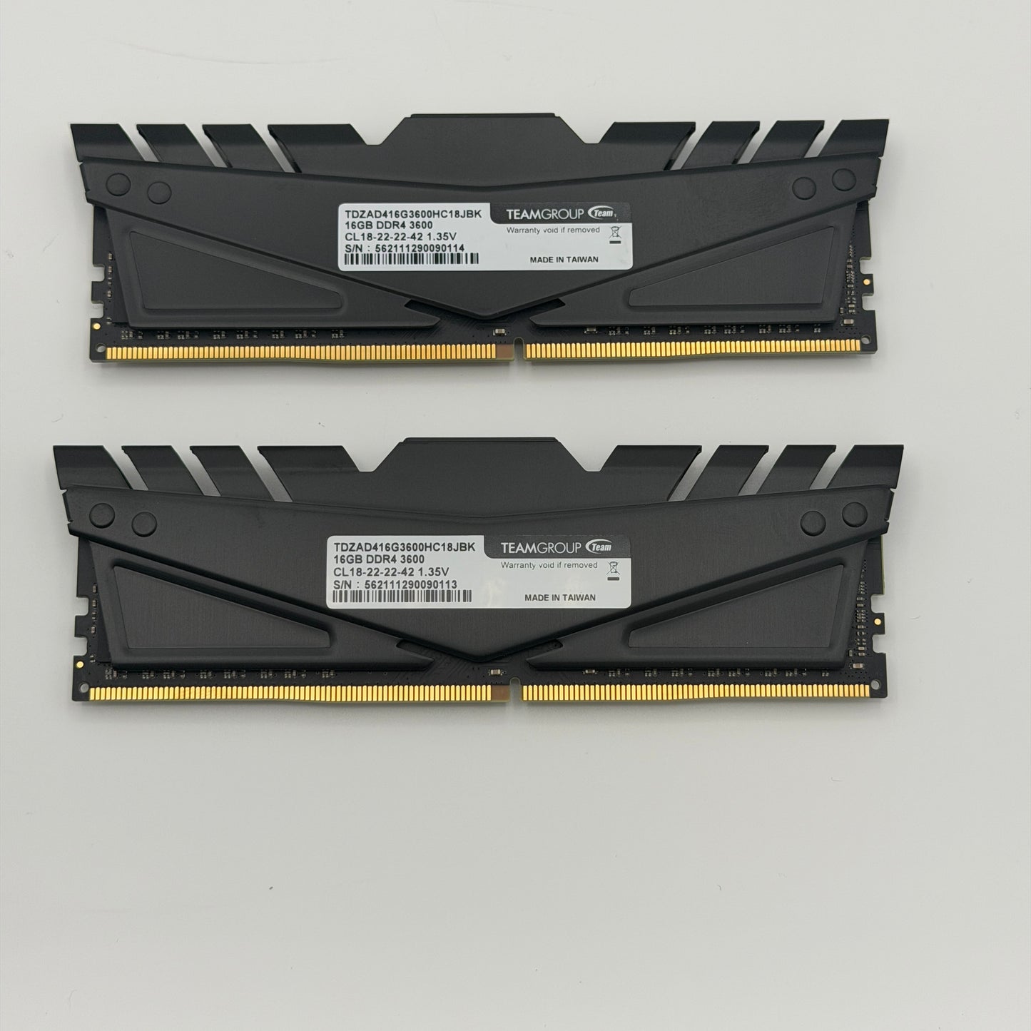 TeamGroup T-FORCE DARK ZA 32GB (16GBx2) DDR4 3600MHz RAM Kit