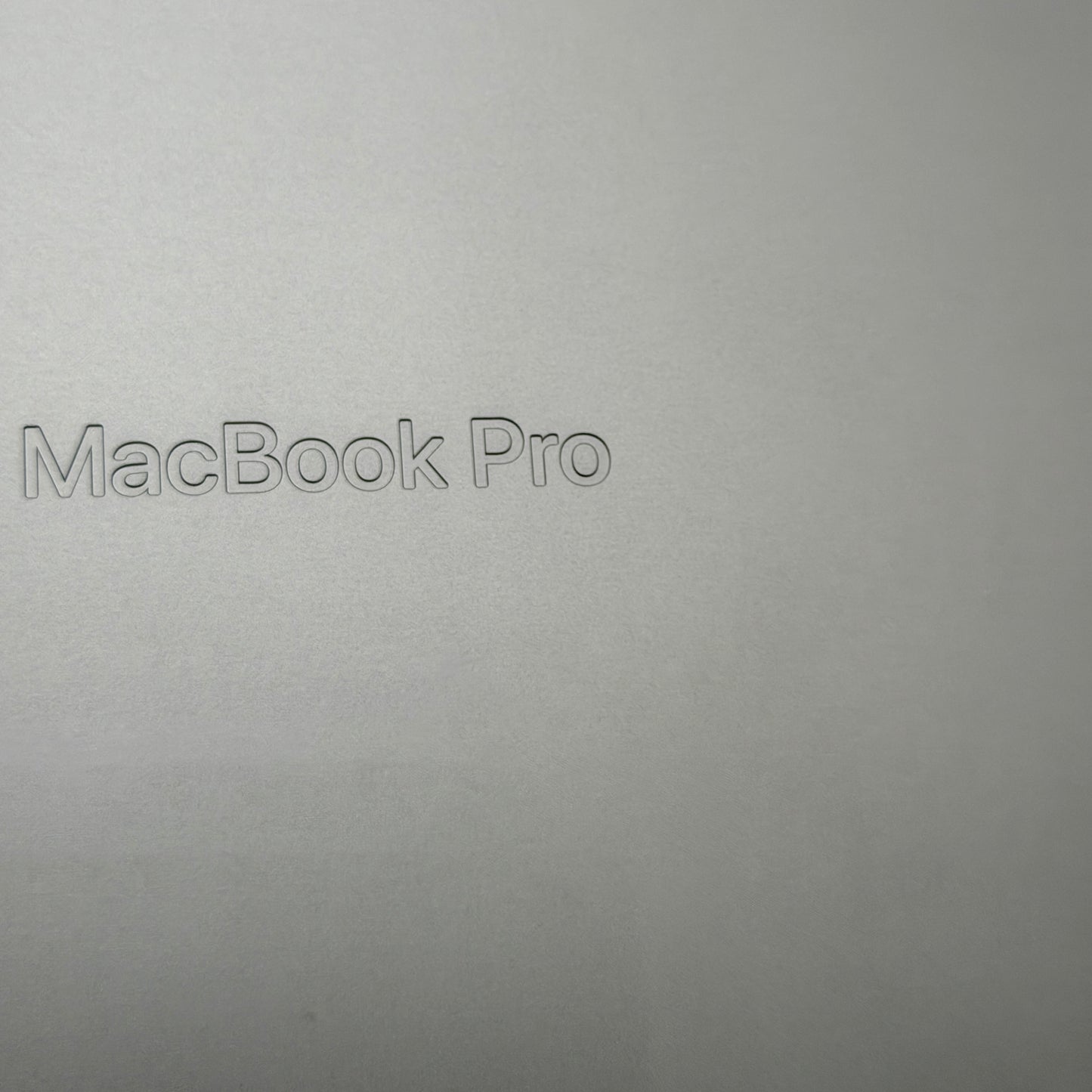 Apple MacBook Pro 14 inch A2779 M2 Pro 16GB 1TB