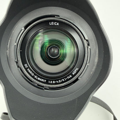 Lumix DMC-FZ1000 20.1 MP Digital Camera With Bag and Extras