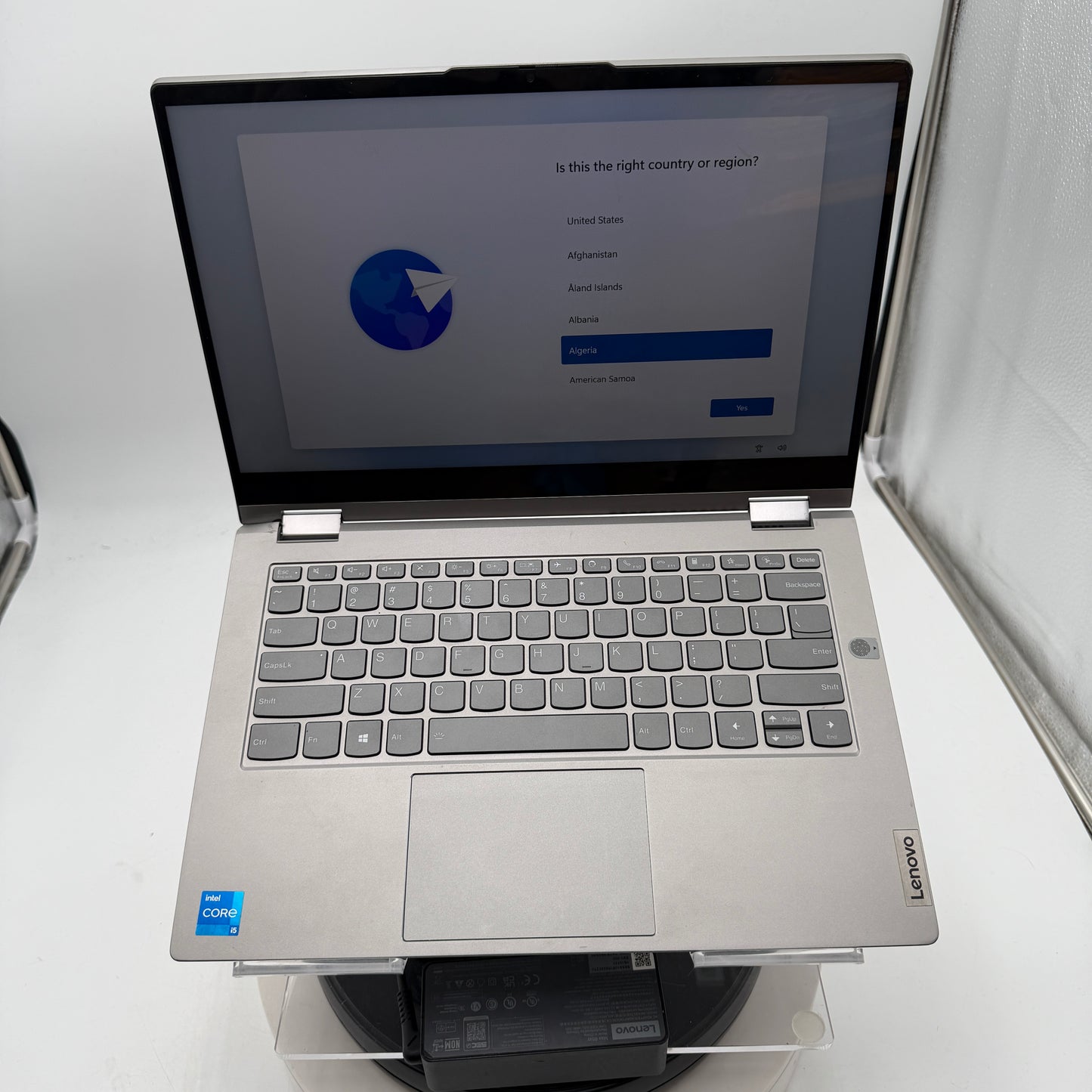 Lenovo ThinkBook 14s Yoga ITL 14" Intel Core i5-1135G7 8GB 256GB READ