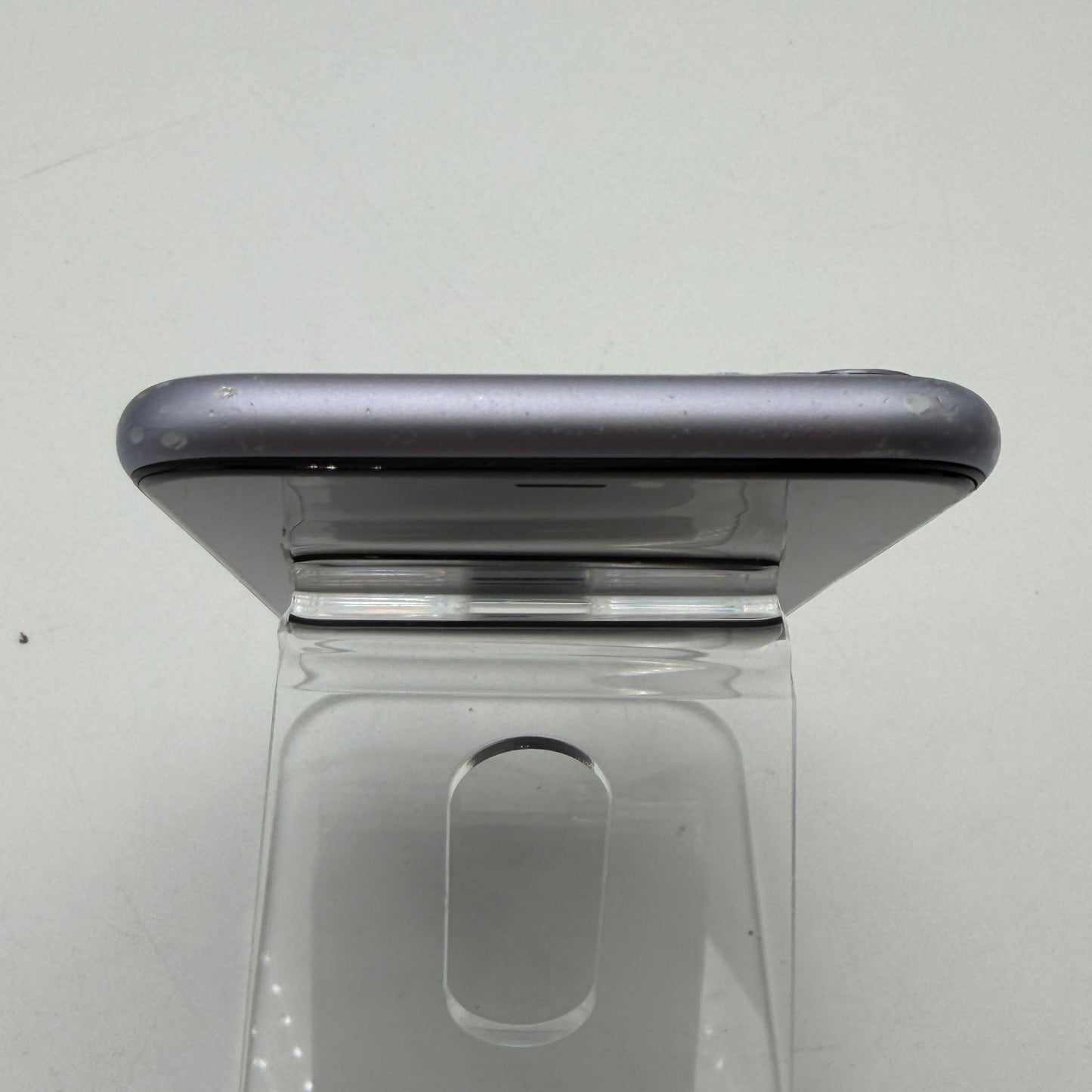 Apple iPhone 11 6.1" 64GB Purple Unlocked READ