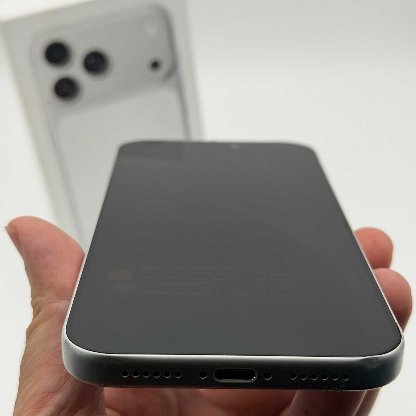 Unlocked Apple iPhone 17 Pro Max 256GB Silver 100% Battery READ