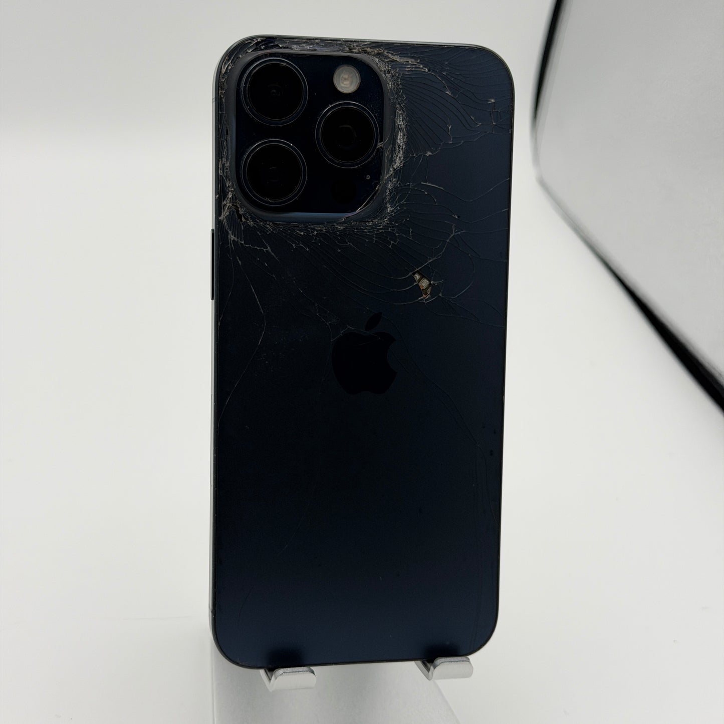 Unlocked Apple iPhone 15 Pro Max 256GB Blue READ