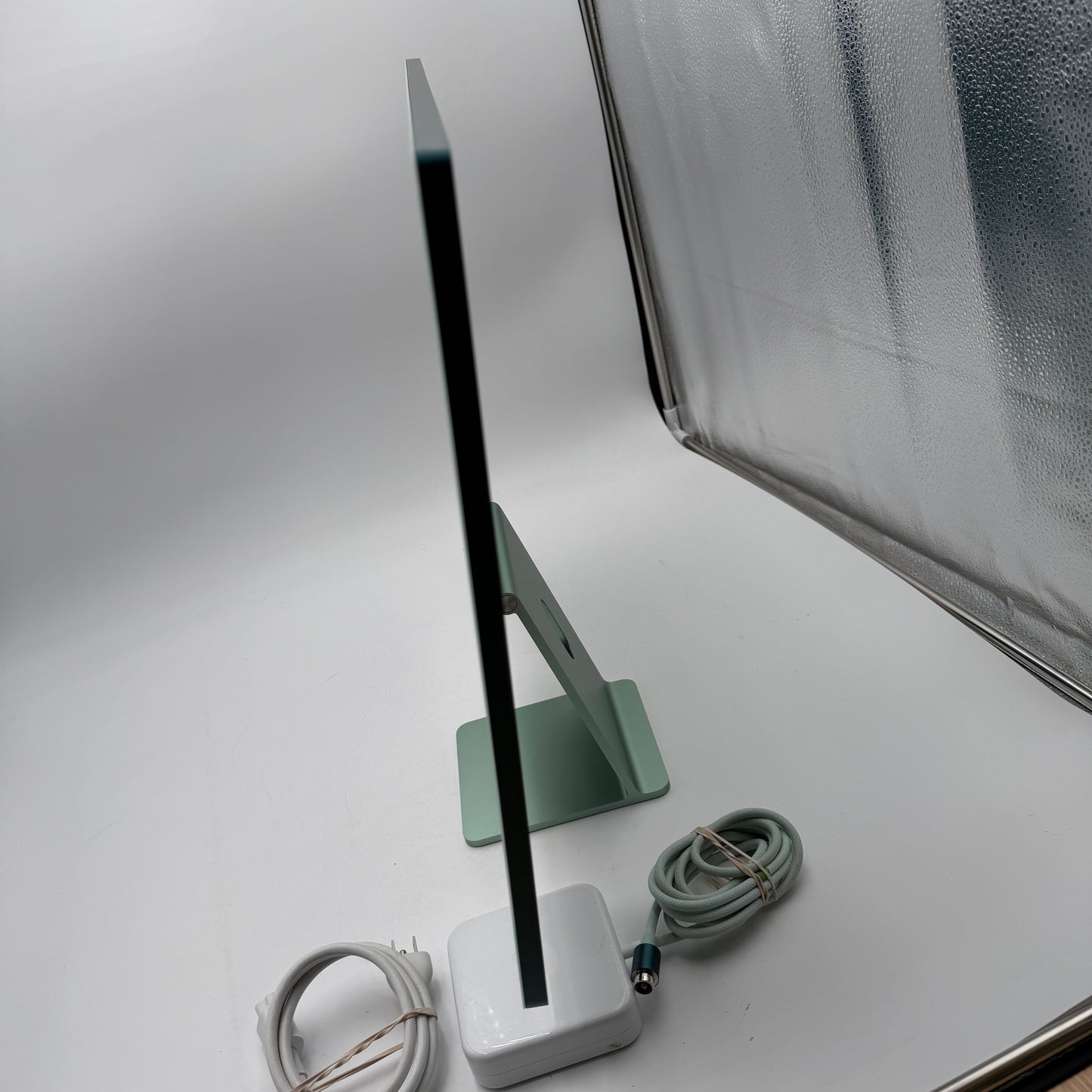Apple iMac 24" M1 A2439 2021 For Parts or Repair