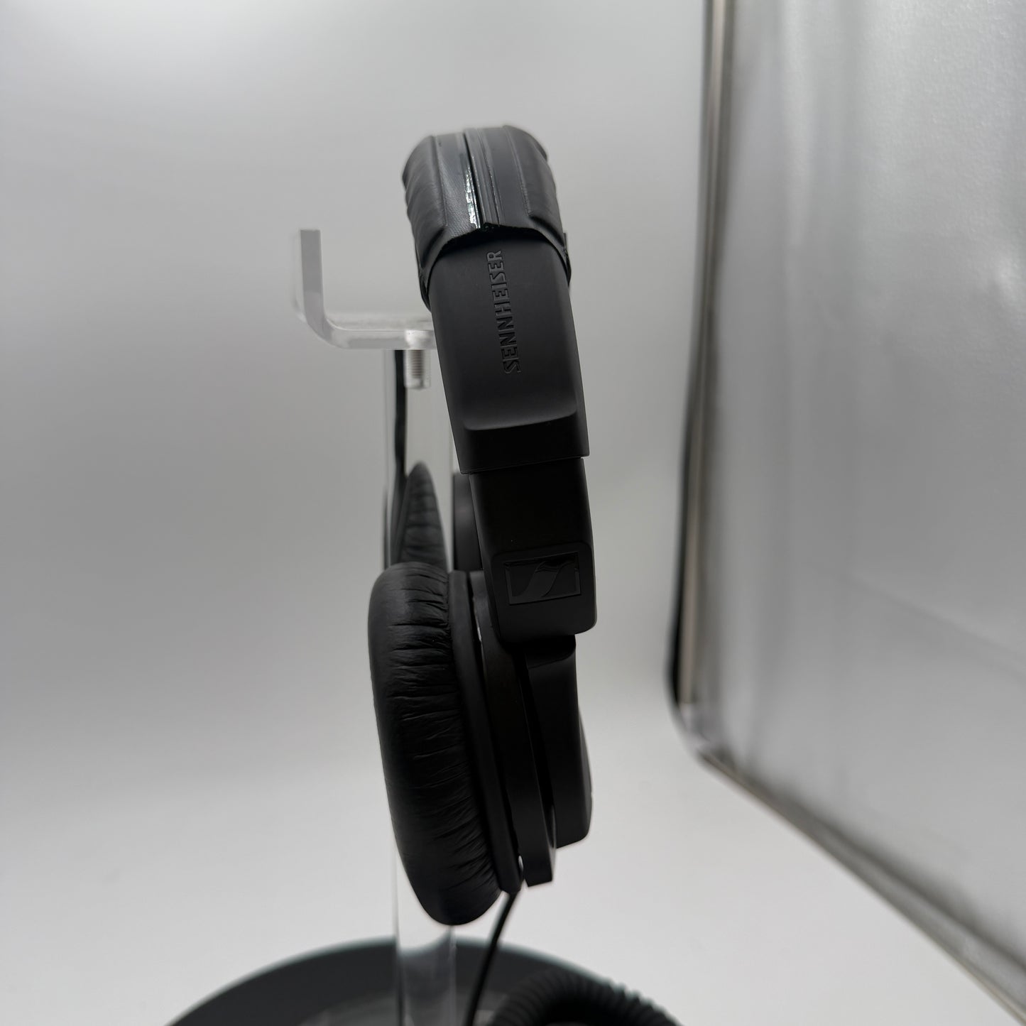 Sennheiser HD 280 Pro Wired Headphones - Black
