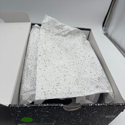New In Box Jordan Air Jordan 4 Retro White/Black Neutral Grey DH6927-111 10.5