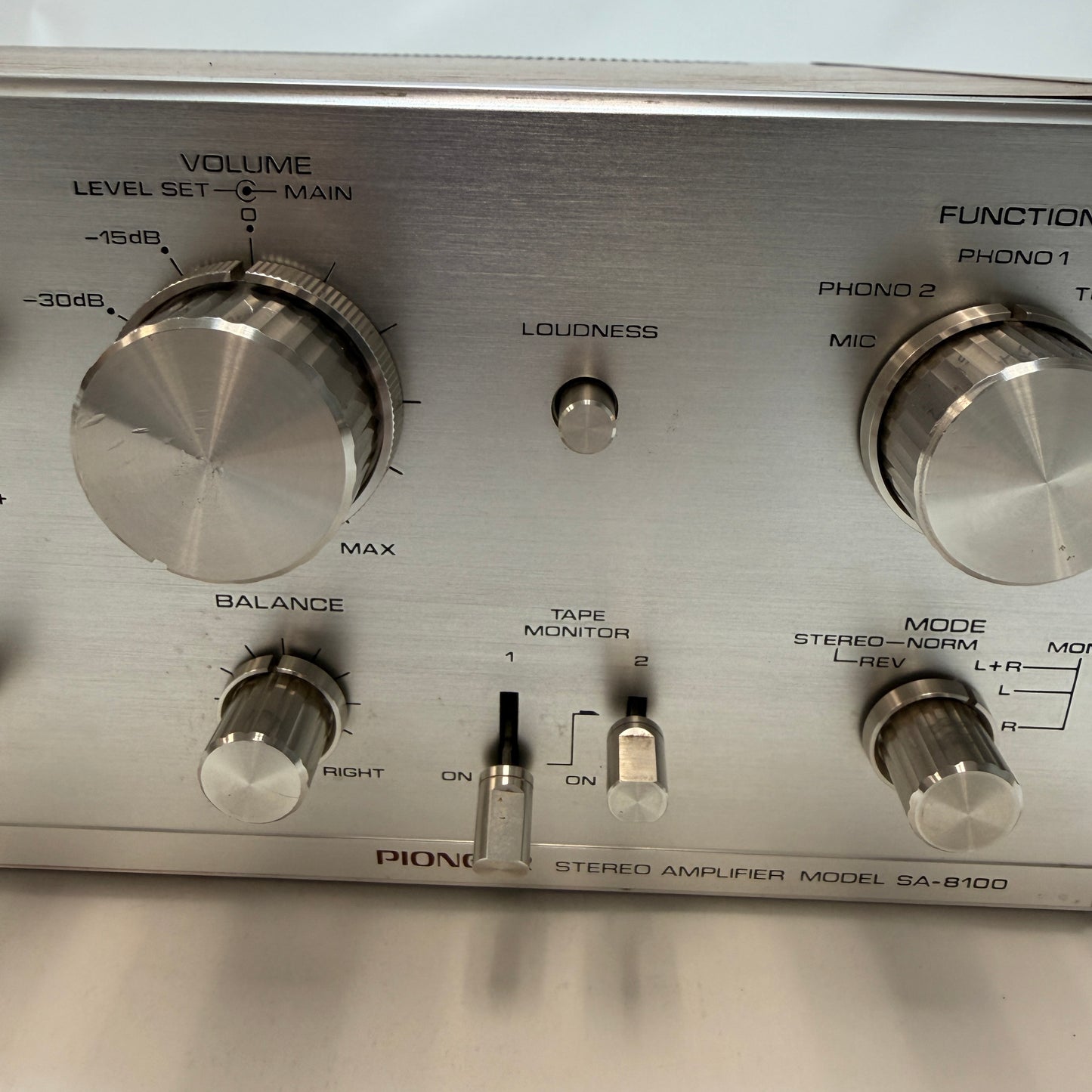 Vintage Pioneer SA-8100 Stereo Integrated Amplifier READ