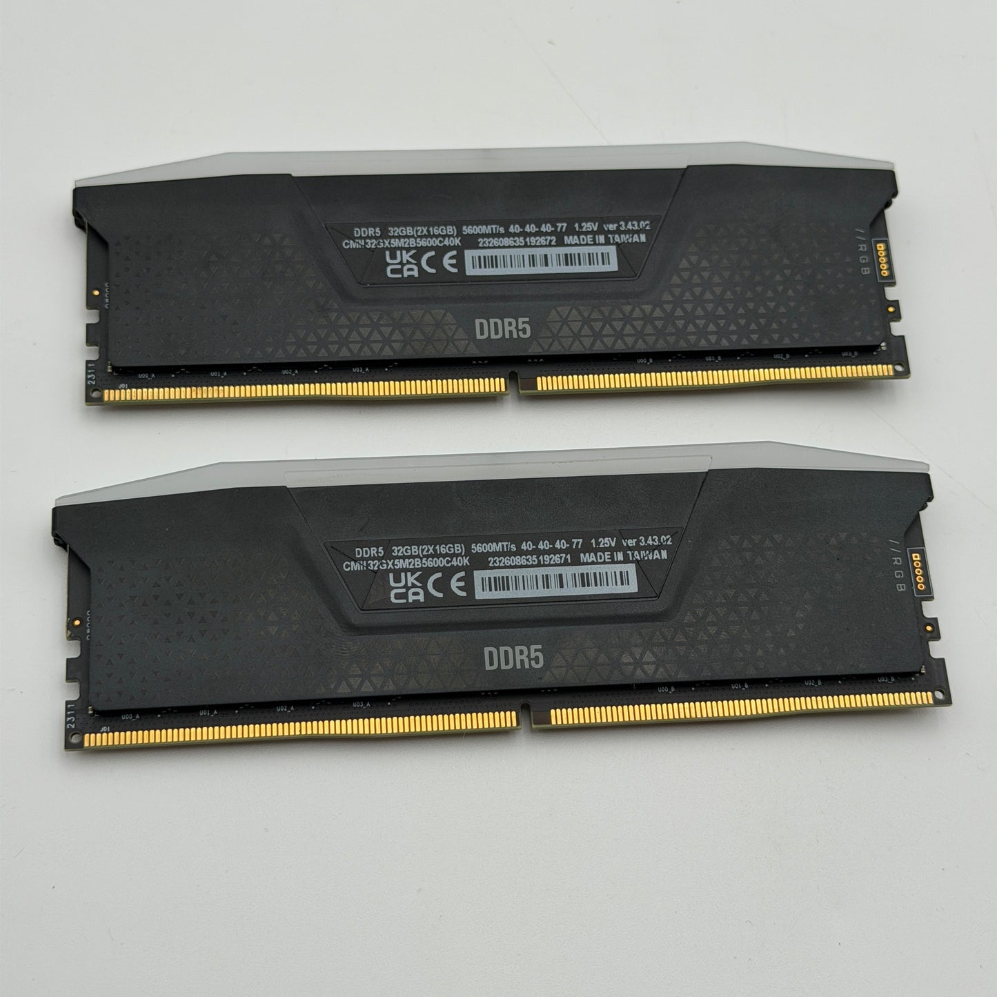 CORSAIR Vengeance DDR5 RGB 32GB 5600MHz - 6000MHz